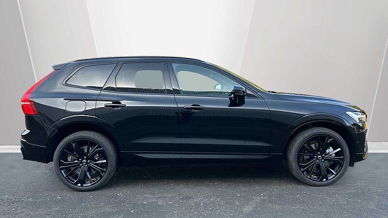 Volvo XC60 Black Edition Plus, T6 AWD Plug-in hybrid, Electric/Petrol (Panoramic Roof)