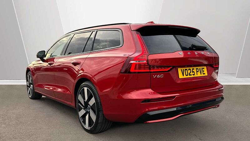 Volvo V60 Ultra, T8 AWD Plug-in hybrid, Electric/Petrol, Dark (Panoramic Roof)