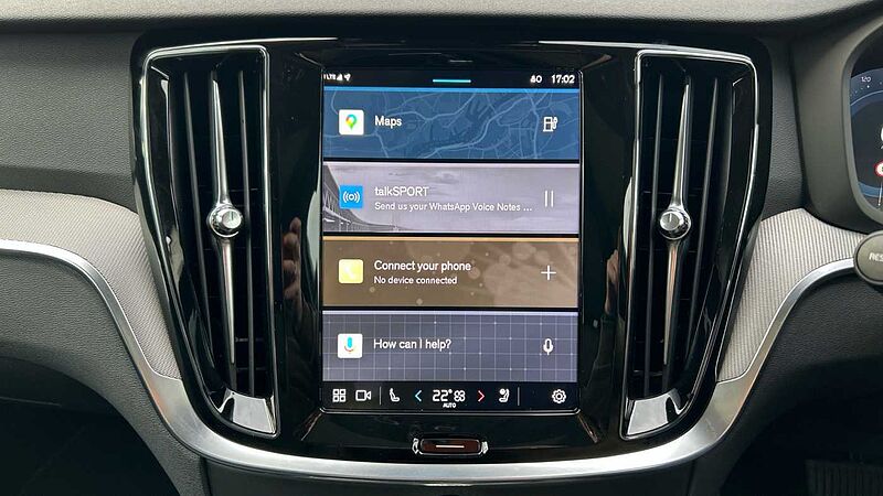 Volvo V60 Ultra, T8 AWD Plug-in hybrid, Electric/Petrol, Dark (Panoramic Roof)