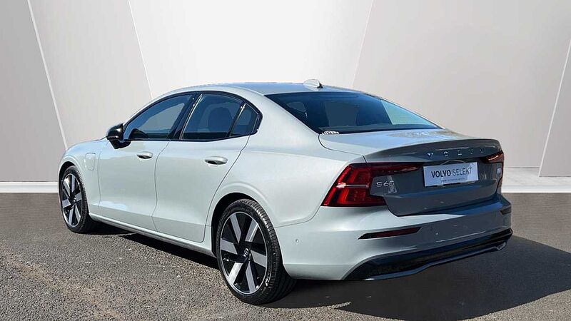 Volvo S60 Recharge Plus, T8 AWD Plug-in hybrid, Electric/Petrol, Dark