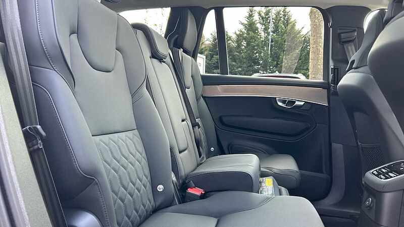 Volvo XC90 Plus, T8 AWD Plug-in hybrid, Electric/Petrol, Dark, 7 Seats