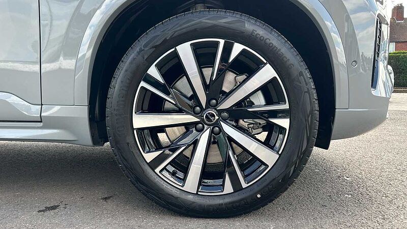 Volvo XC90 Plus, T8 AWD Plug-in hybrid, Electric/Petrol, Dark, 7 Seats