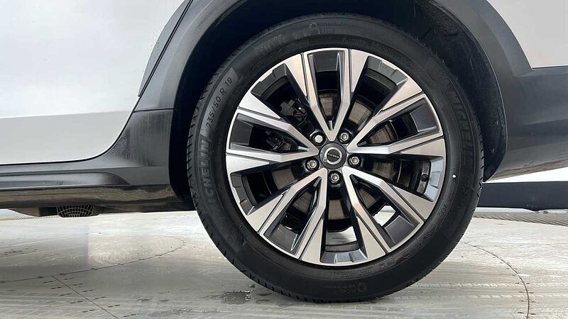 Volvo V90 2.0TD B4 (197bhp) AWD Auto 2021MY Cross Country (Pilot Assist, Heated Seats)