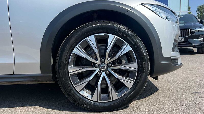 Volvo V90 2.0TD B4 (197bhp) AWD Auto 2021MY Cross Country (Pilot Assist, Heated Seats)