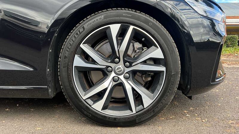 Volvo S60 R-Design, B5 mild hybrid