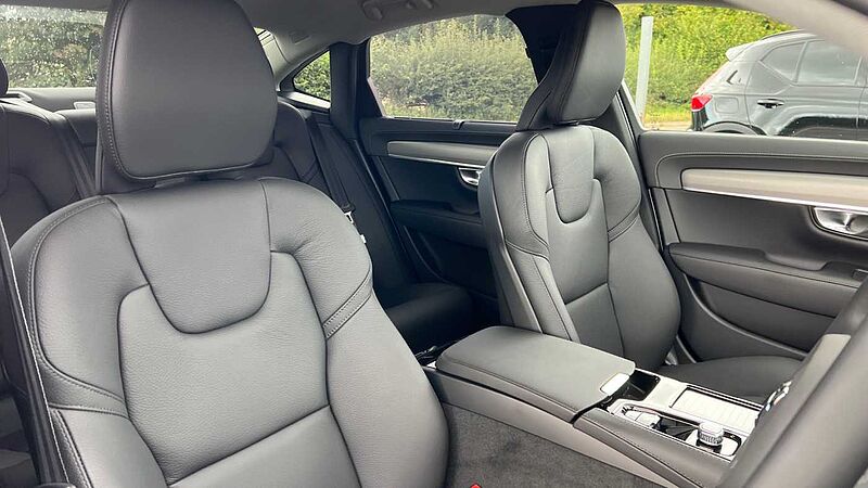 Volvo S90 Recharge Plus, T8 AWD plug-in hybrid, Dark (360 Camera, BLIS, Apple Carplay)