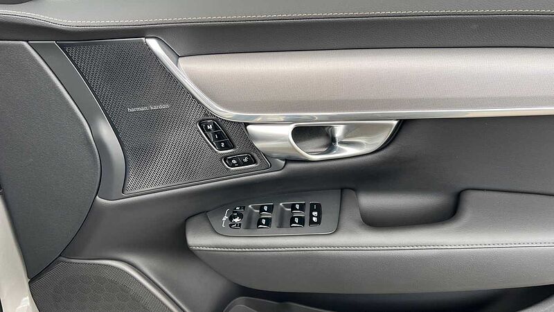 Volvo S90 Recharge Plus, T8 AWD plug-in hybrid, Dark (360 Camera, BLIS, Apple Carplay)