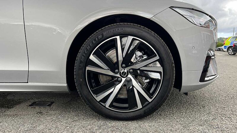 Volvo S90 Recharge Plus, T8 AWD plug-in hybrid, Dark (360 Camera, BLIS, Apple Carplay)
