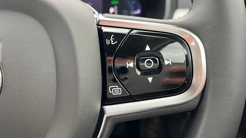 Volvo S90 Recharge Plus, T8 AWD plug-in hybrid, Dark (360 Camera, BLIS, Apple Carplay)