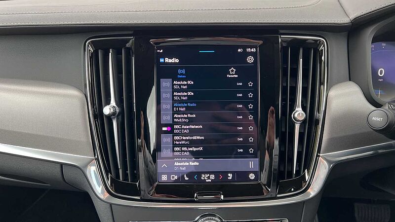 Volvo S90 Recharge Plus, T8 AWD plug-in hybrid, Dark (360 Camera, BLIS, Apple Carplay)