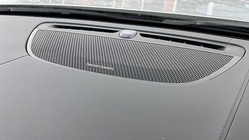 Volvo S90 Recharge Plus, T8 AWD plug-in hybrid, Dark (360 Camera, BLIS, Apple Carplay)