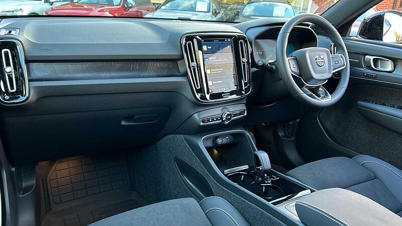 Volvo XC40 Recharge Ultimate, Single Motor, Electric (Panoramic Roof, 360 Camera)