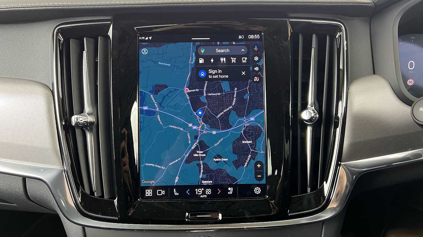 Volvo V90 T6 Plus, AWD Plug-in hybrid, Elec/Pet, Dark(Tints, Harman Kardon, Carplay)