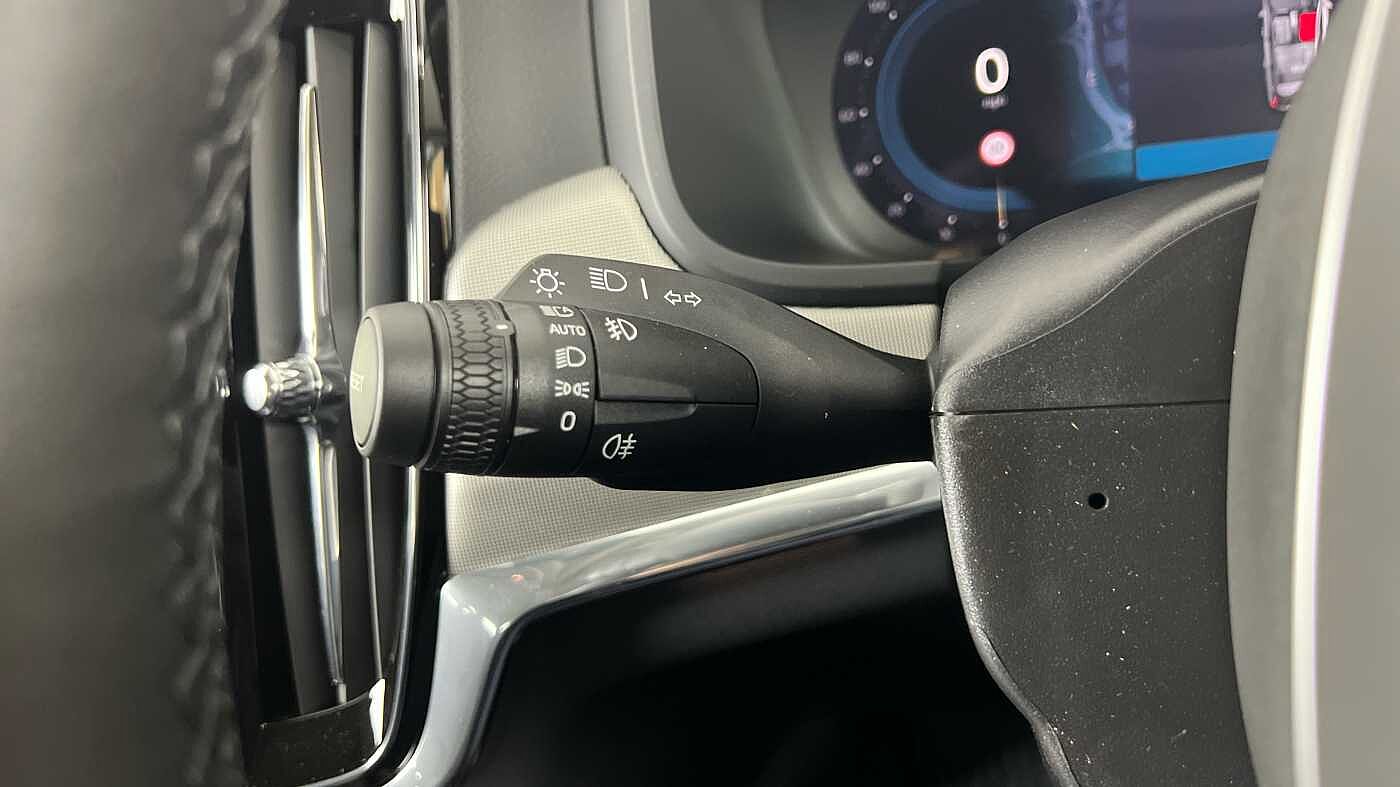 Volvo V90 T6 Plus, AWD Plug-in hybrid, Elec/Pet, Dark(Tints, Harman Kardon, Carplay)