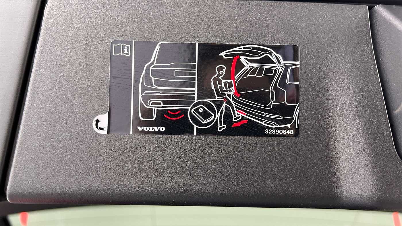 Volvo V90 T6 Plus, AWD Plug-in hybrid, Elec/Pet, Dark(Tints, Harman Kardon, Carplay)