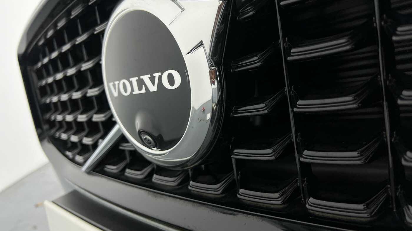 Volvo V90 T6 Plus, AWD Plug-in hybrid, Elec/Pet, Dark(Tints, Harman Kardon, Carplay)