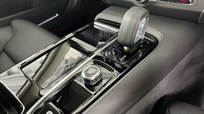 Volvo V90 T6 Plus, AWD Plug-in hybrid, Elec/Pet, Dark(Tints, Harman Kardon, Carplay)