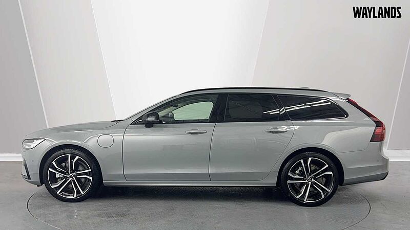 Volvo V90 T8 Ultra, AWD Plug-in hybrid, Elec/Petrol, Dark(Panroof, Bowers, Carplay)