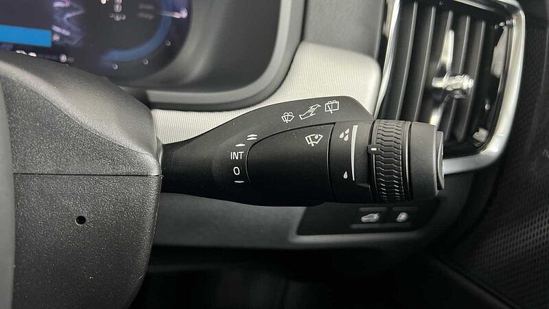 Volvo V90 T6 Plus, AWD Plug-in hybrid, Elec/Pet, Dark(Tints, Harman Kardon, Carplay)