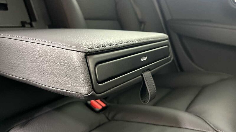 Volvo V90 T6 Plus, AWD Plug-in hybrid, Elec/Pet, Dark(Tints, Harman Kardon, Carplay)