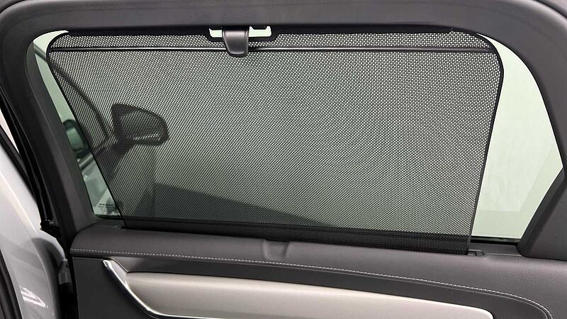 Volvo V90 T6 Plus, AWD Plug-in hybrid, Elec/Pet, Dark(Tints, Harman Kardon, Carplay)