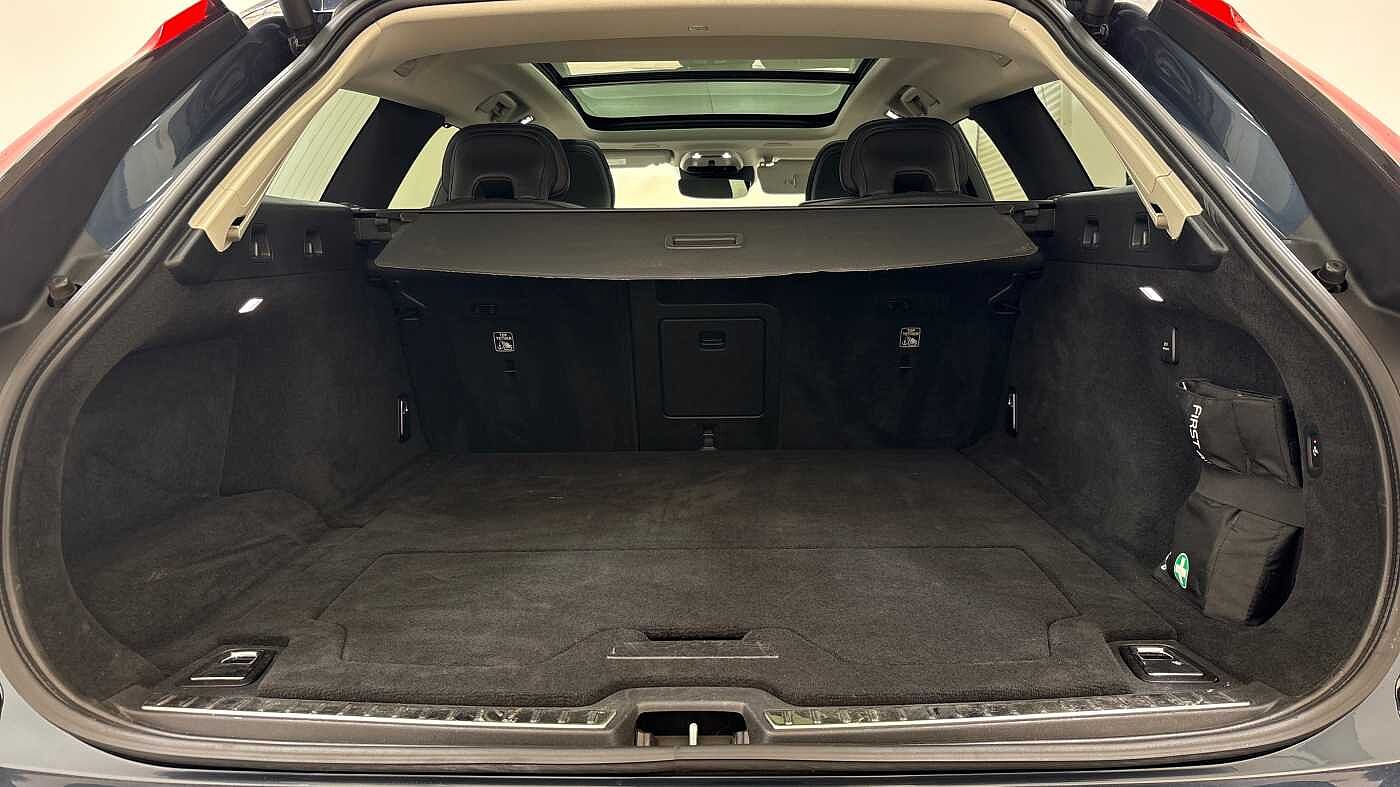 Volvo V90 Cross Country, B5 AWD mild hybrid