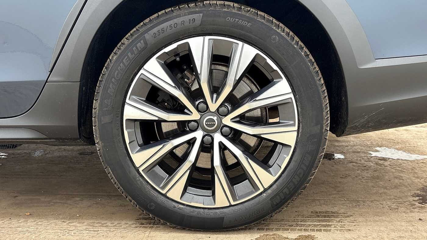 Volvo V90 Cross Country, B5 AWD mild hybrid