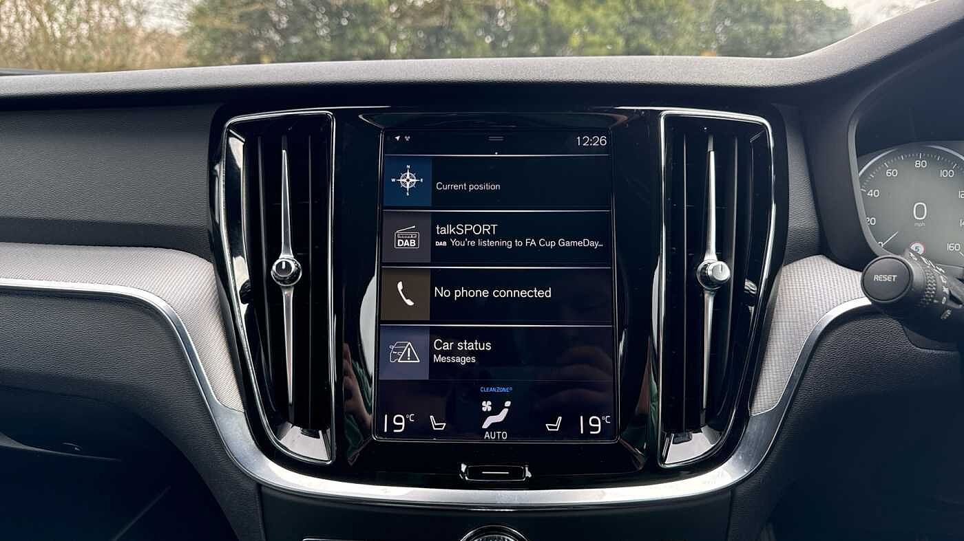 Volvo S60 T8 Twin Engine AWD R-Design Plus Automatic