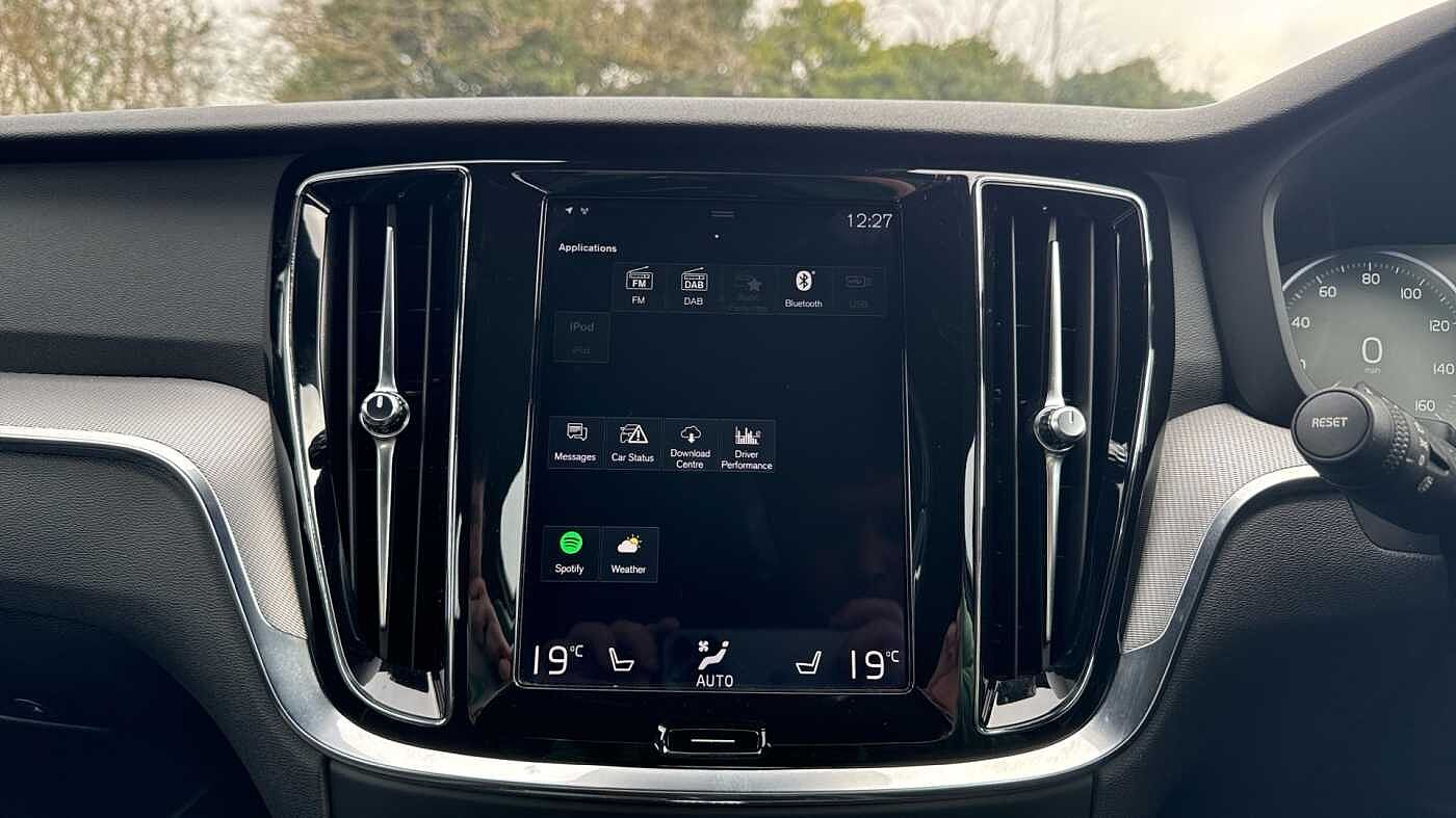 Volvo S60 T8 Twin Engine AWD R-Design Plus Automatic