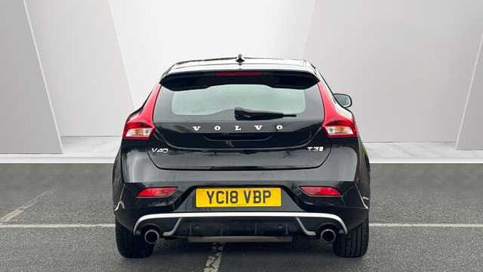 Volvo V40 T3 R-Design Automatic