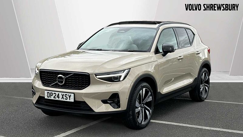 Volvo XC40 Ultra, B4 Mild hybrid, Petrol, Dark