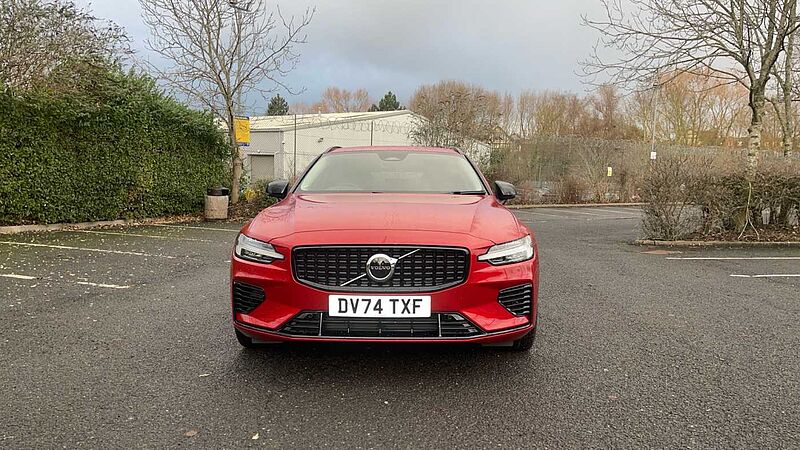 Volvo V60 Plus, T6 AWD Plug-in hybrid, Electric/Petrol, Dark