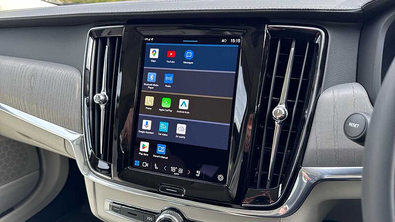 Volvo V90 Ultra, T8 AWD Plug-in hybrid, Electric/Petrol, Dark