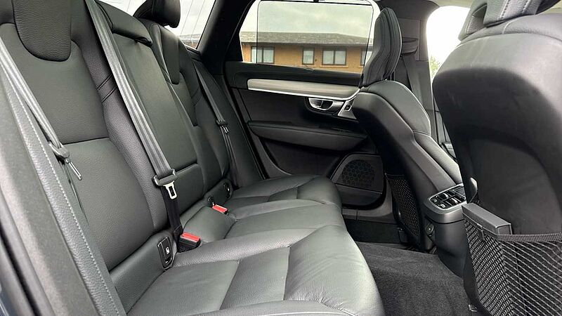 Volvo V90 Cross Country Ultimate, B6 AWD Mild hybrid, Petrol, Bright