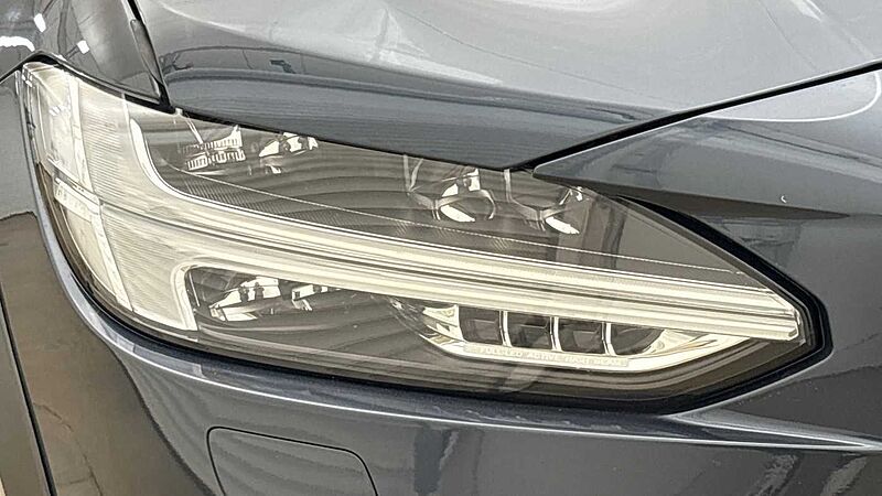 Volvo V90 Cross Country, B5 AWD mild hybrid