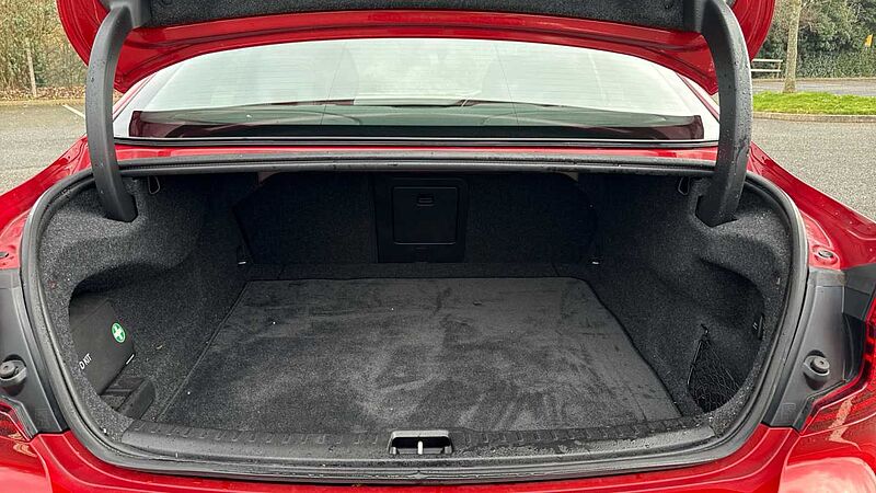 Volvo S60 T8 Twin Engine AWD R-Design Plus Automatic