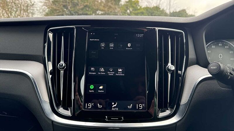 Volvo S60 T8 Twin Engine AWD R-Design Plus Automatic