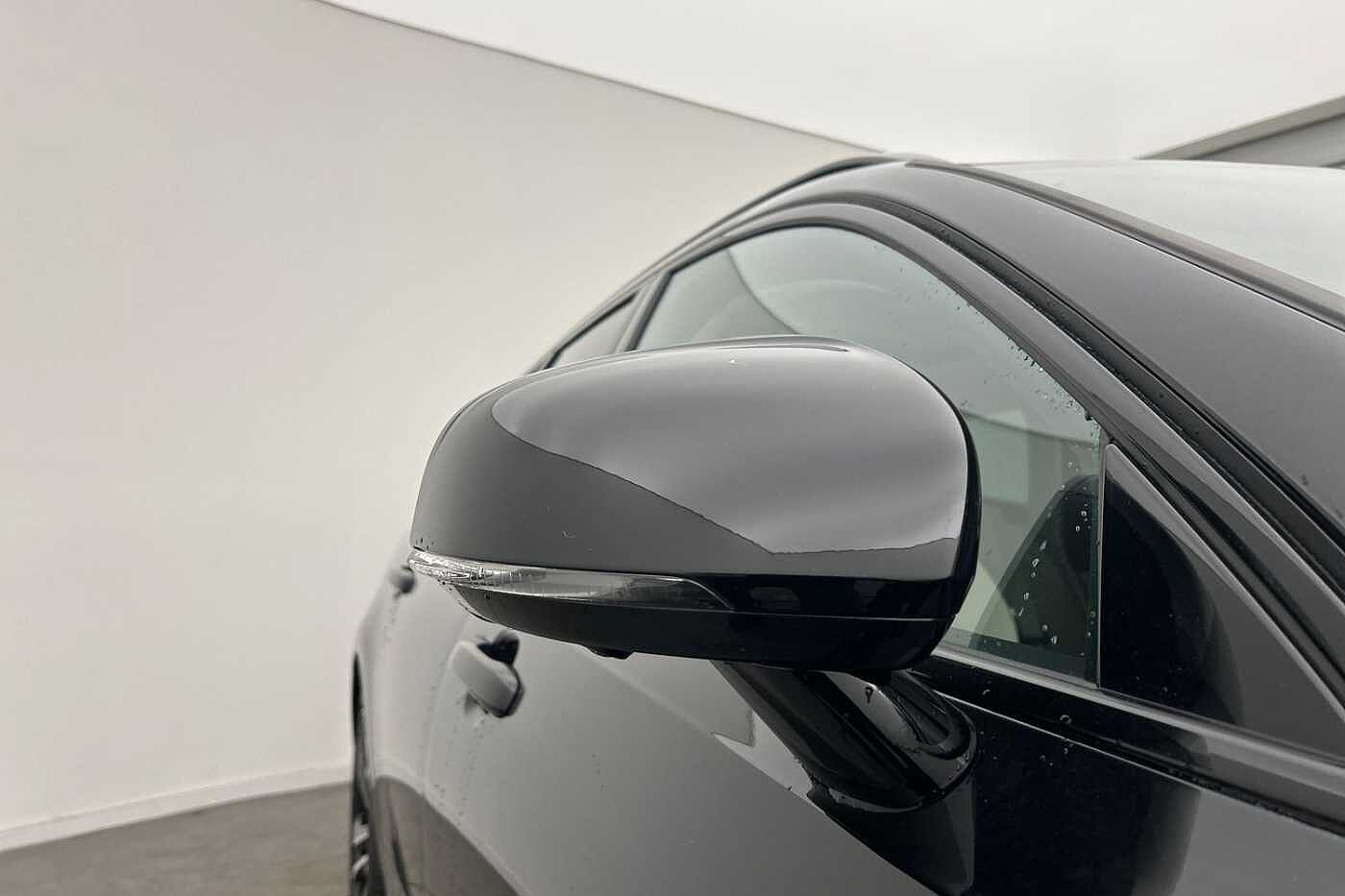 Volvo V90 Ultra, T8 AWD Plug-in hybrid, Electric/Petrol, Dark