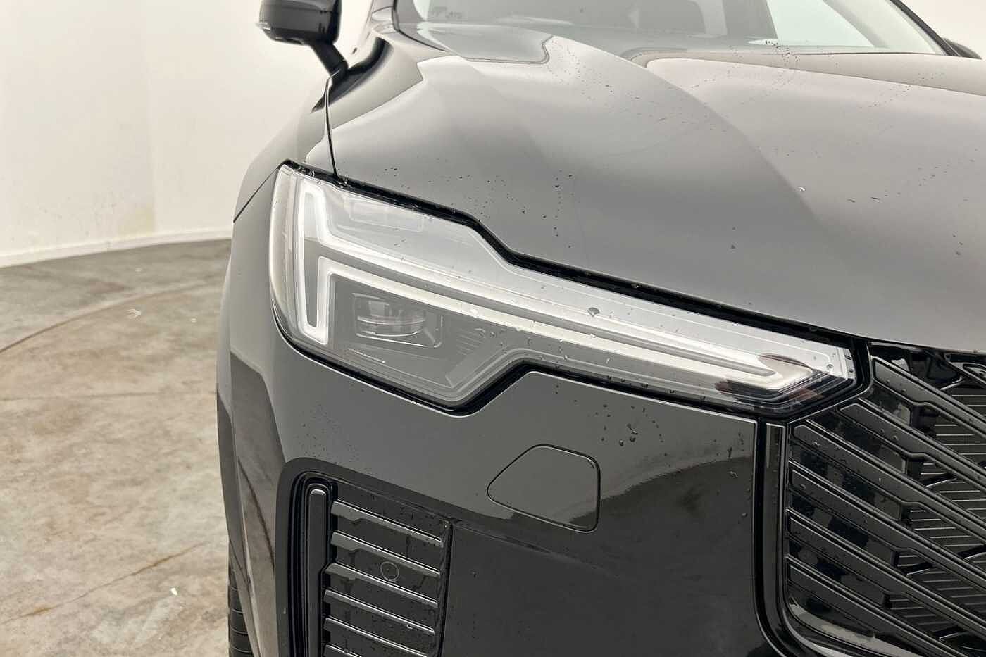 Volvo XC90 Ultra, T8 AWD Plug-in hybrid, Electric/Petrol, Dark, 7 Seats