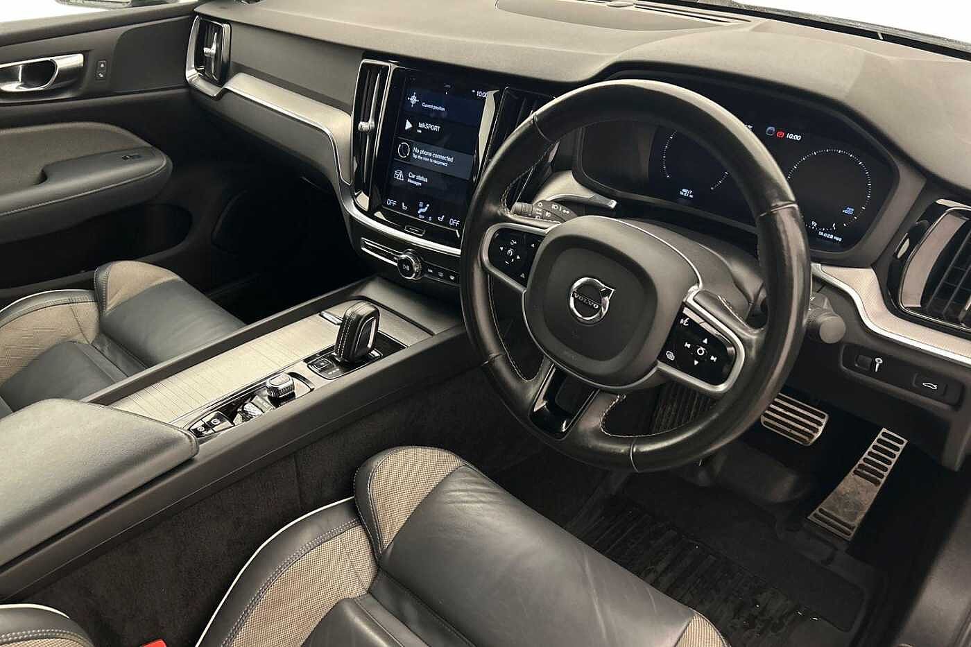 Volvo S60 R-Design, B5 mild hybrid