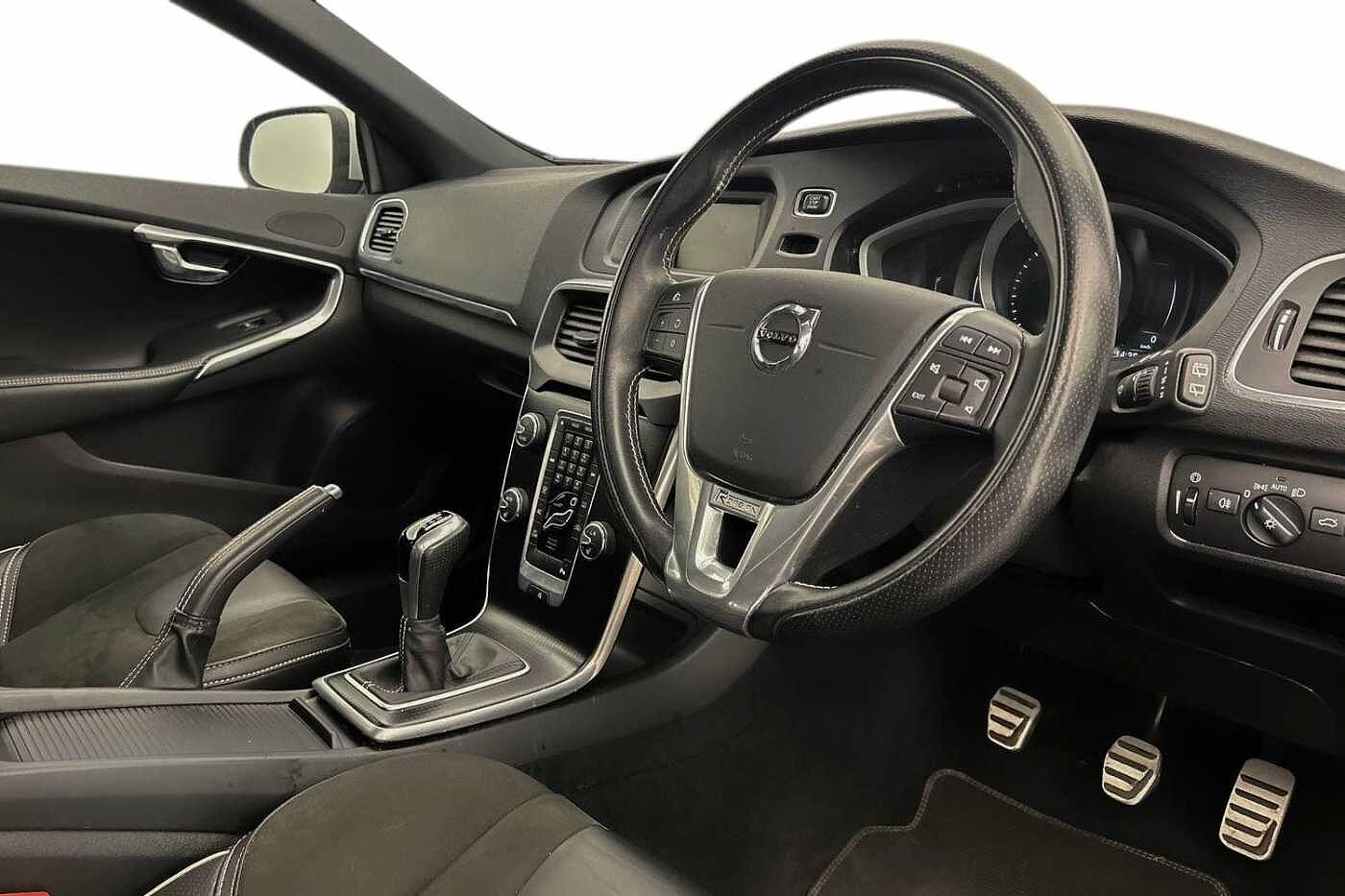 Volvo V40 T2 R-Design Manual