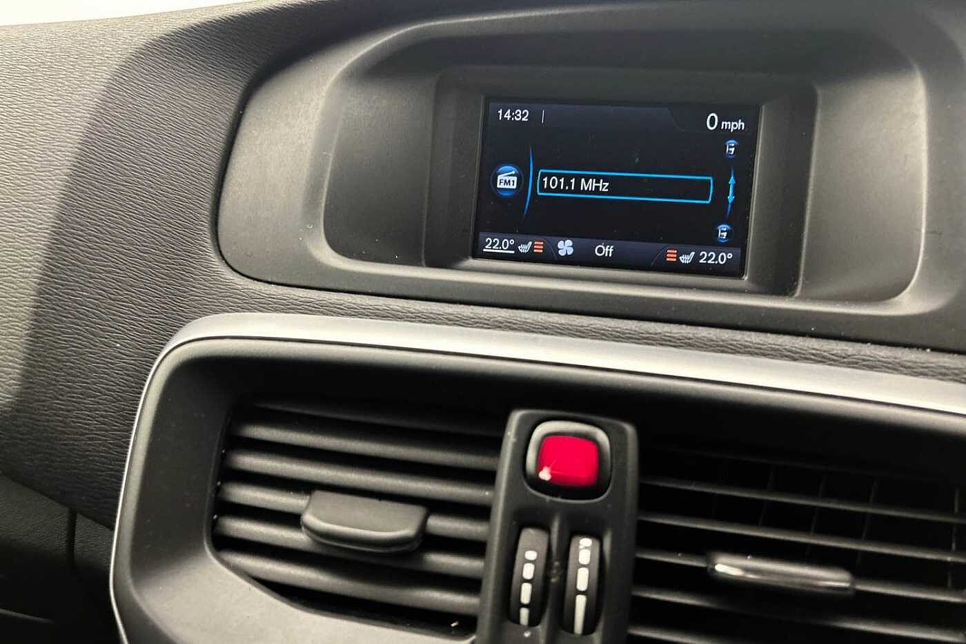 Volvo V40 T2 R-Design Manual