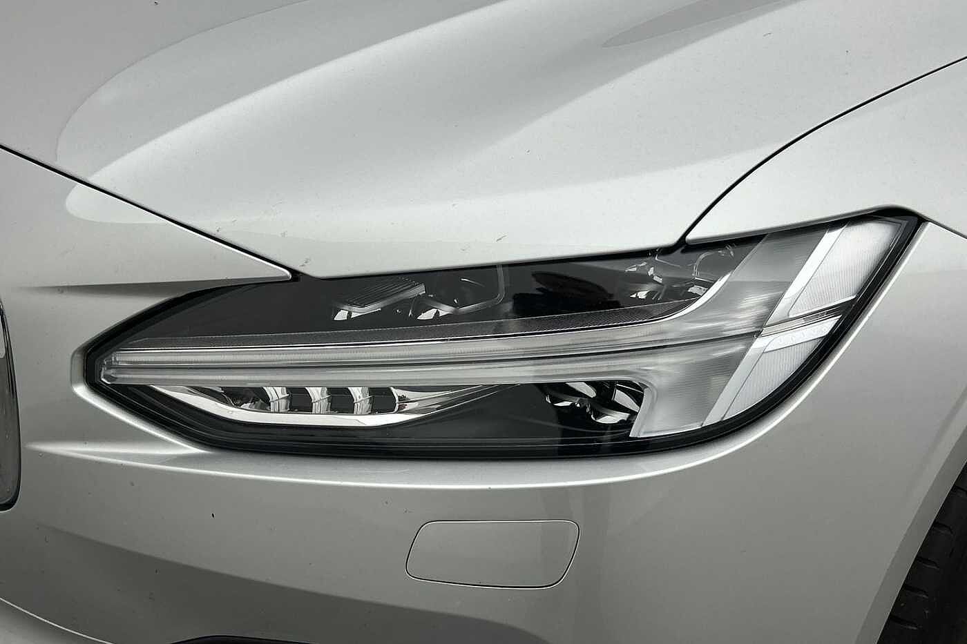 Volvo S90 D4 Momentum Automatic