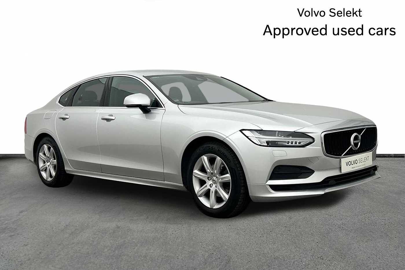 Volvo S90 D4 Momentum Automatic