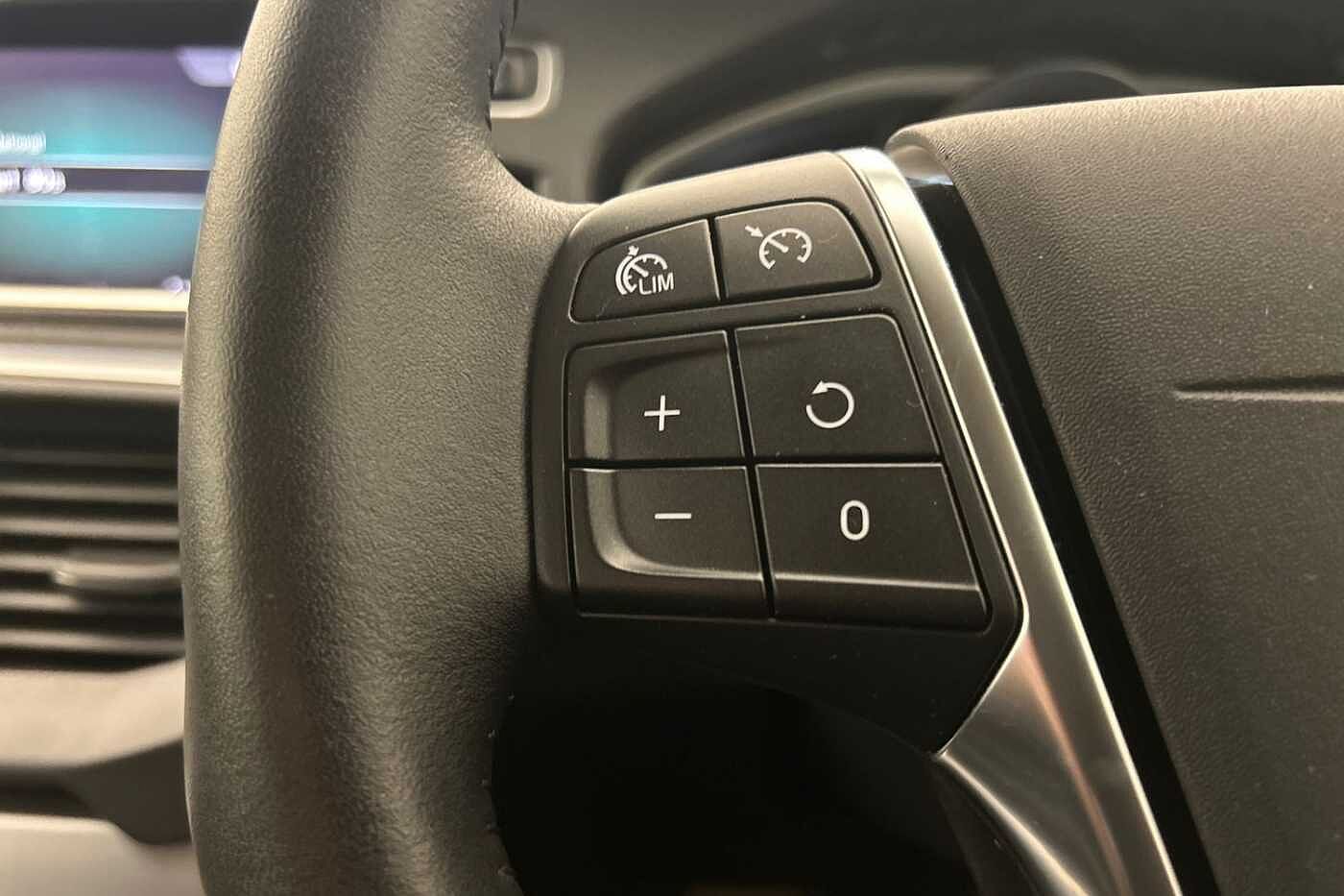 Volvo V40 T3 Inscription Automatic