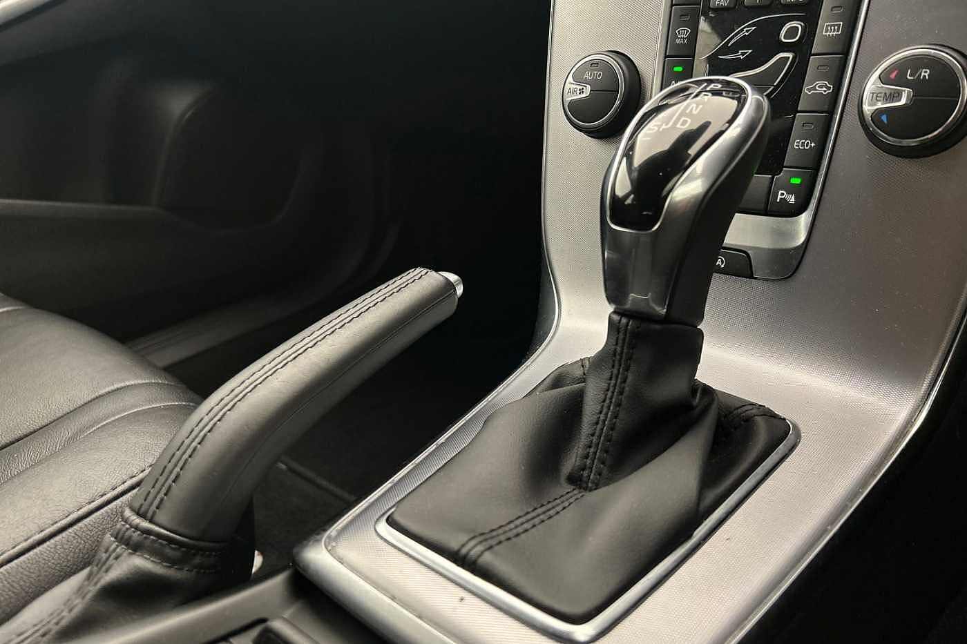 Volvo V40 T3 Inscription Automatic