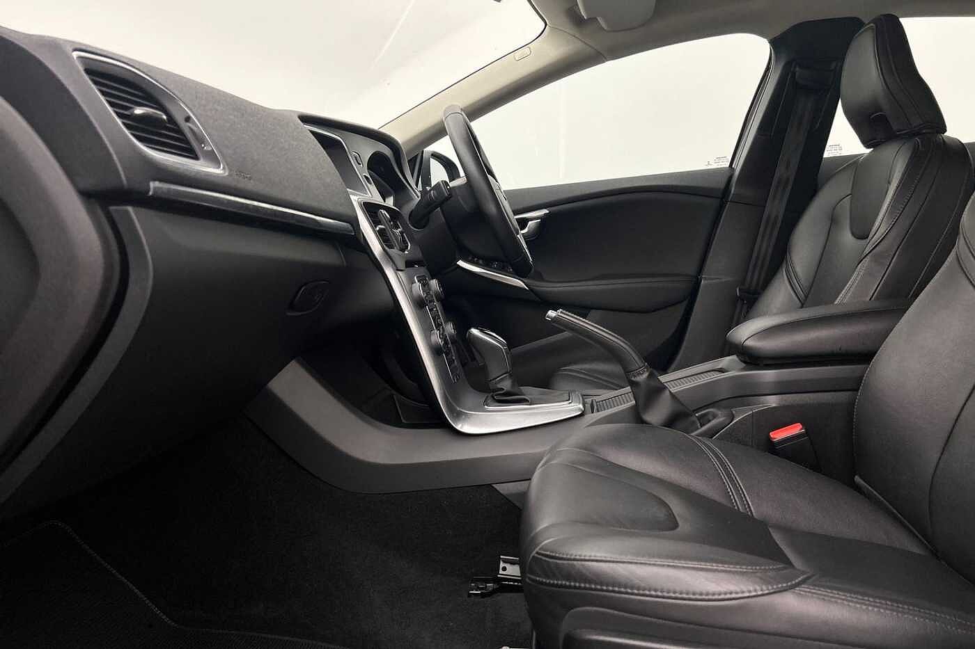 Volvo V40 T3 Inscription Automatic