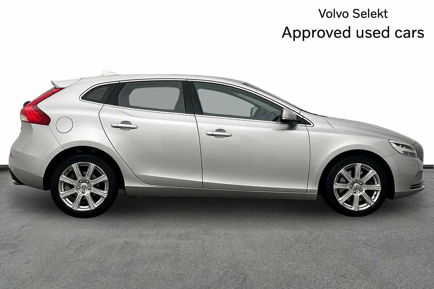 Volvo V40 T3 Inscription Automatic