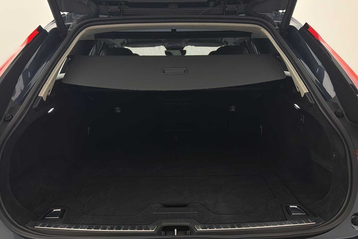 Volvo V90 Cross Country Country, B5 AWD mild hybrid