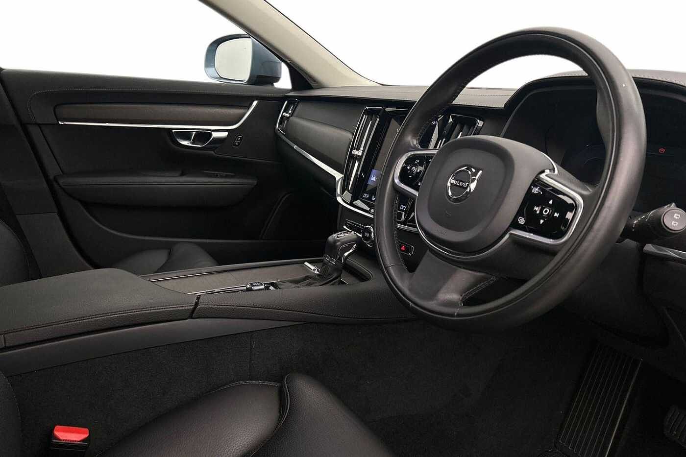 Volvo V90 Cross Country T5 AWD Plus Automatic